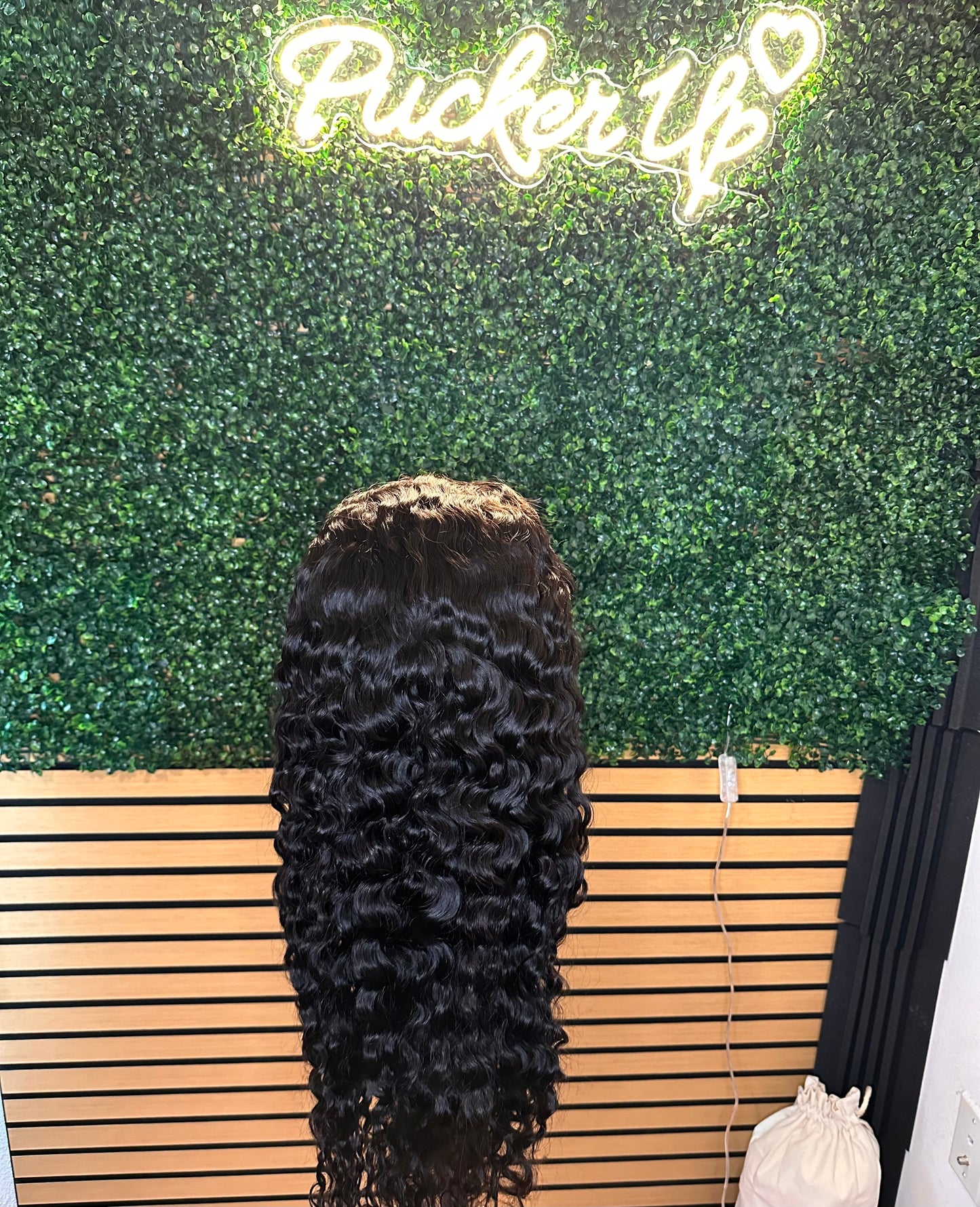 24 inch hd lace water wave