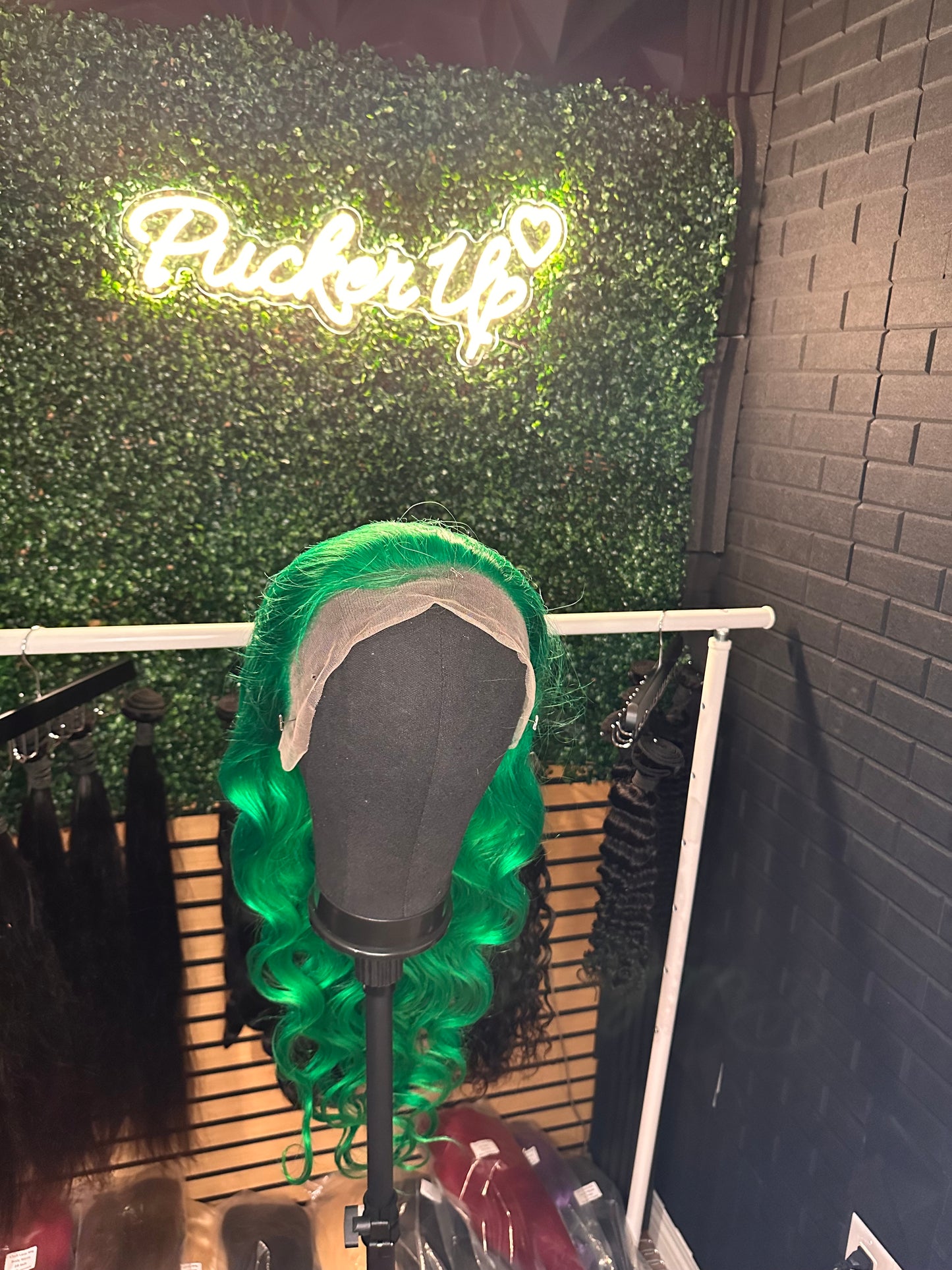 Mermaid green 26 inch Bodywave￼