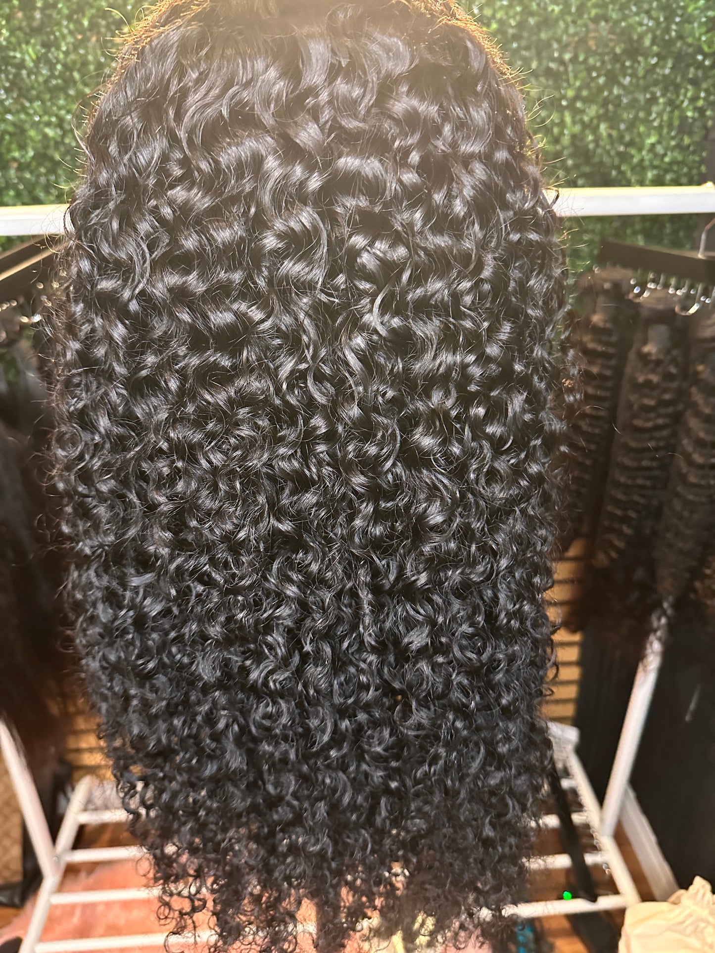 Spanish Curly Hd Lace 28in